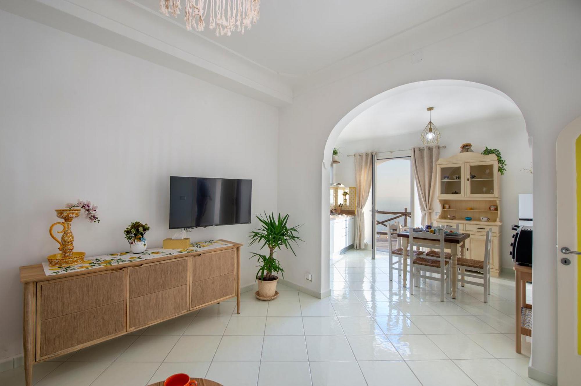 Апартаменти Aria Di Mare,Near Elevator, Few Steps, Parking, Garden Позітано Екстер'єр фото