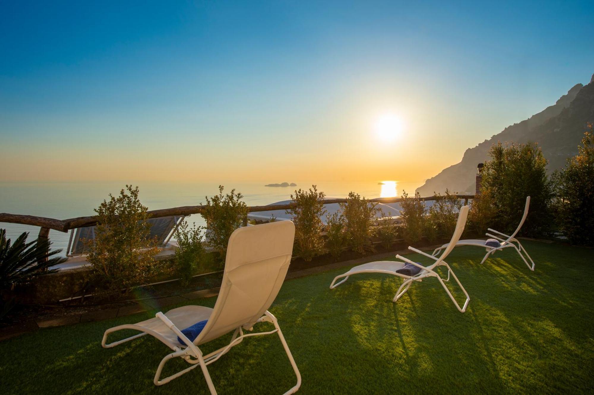 Апартаменти Aria Di Mare,Near Elevator, Few Steps, Parking, Garden Позітано Екстер'єр фото