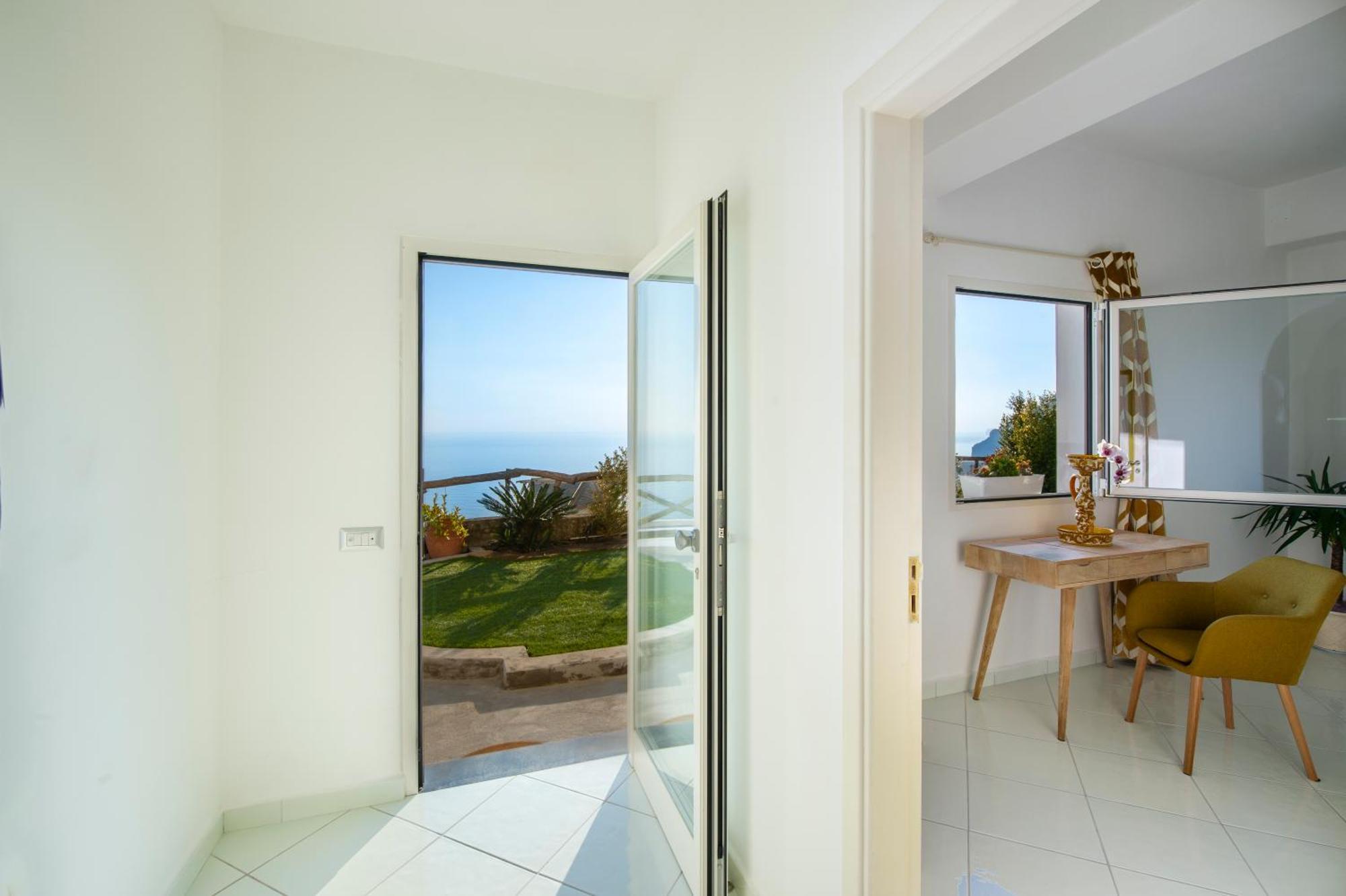 Апартаменти Aria Di Mare,Near Elevator, Few Steps, Parking, Garden Позітано Екстер'єр фото